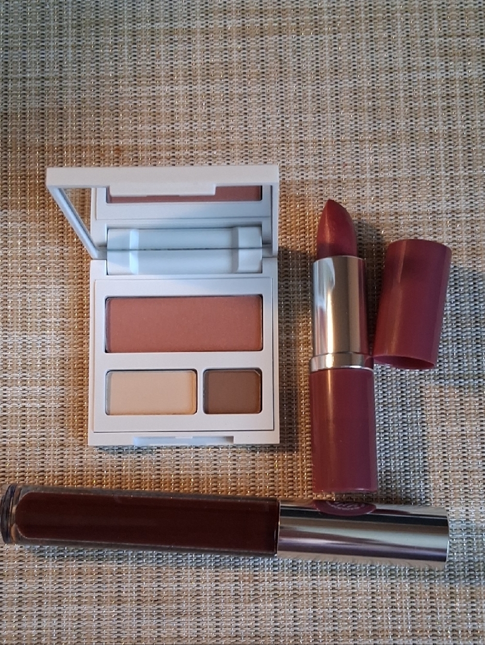 Clinique Blush, Eyeshadows & Lip Set